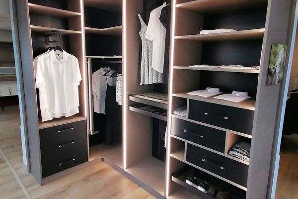 Aménagement de dressing sur mesure Marrakech Aménagement de dressing sur mesure Marrakech